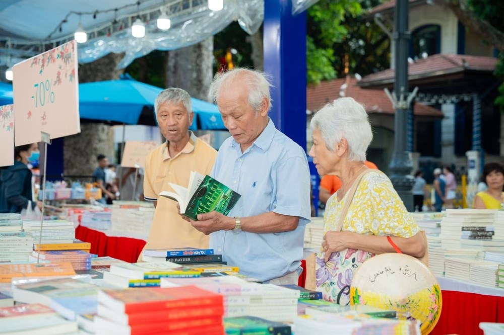 Những “mã nhận diện” Hà Nội qua những trang sách - ảnh 1
