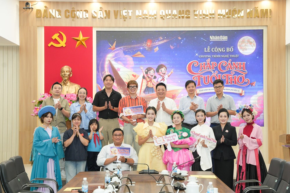 “Chắp cánh tuổi thơ”: Một “chuyến bay” đặc biệt dành cho những ước mơ thiếu nhi - ảnh 1