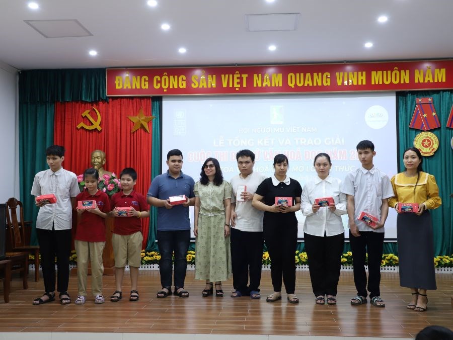 Lan tỏa văn hóa đọc, mở rộng cơ hội tiếp cận tri thức cho người khiếm thị - ảnh 4