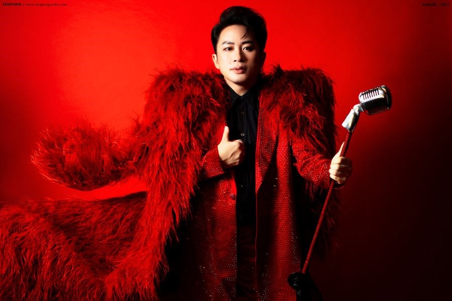 8.000 vé concert Tùng Dương hết ngay sau một giờ mở bán - ảnh 1