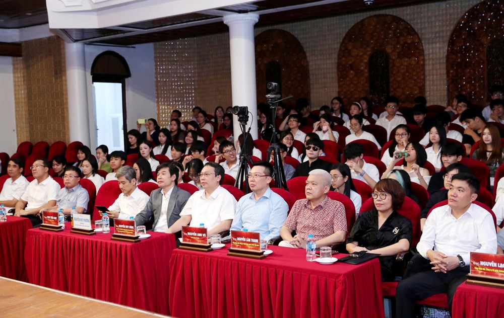 Khơi dậy sức sáng tạo của học sinh, sinh viên qua “Thanh âm Việt Nam” - ảnh 1