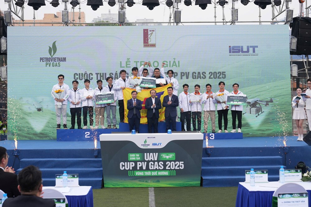 Đại học Tôn Đức Thắng vô địch Cuộc thi Sáng tạo UAV 2025 - Cup PV GAS - ảnh 1