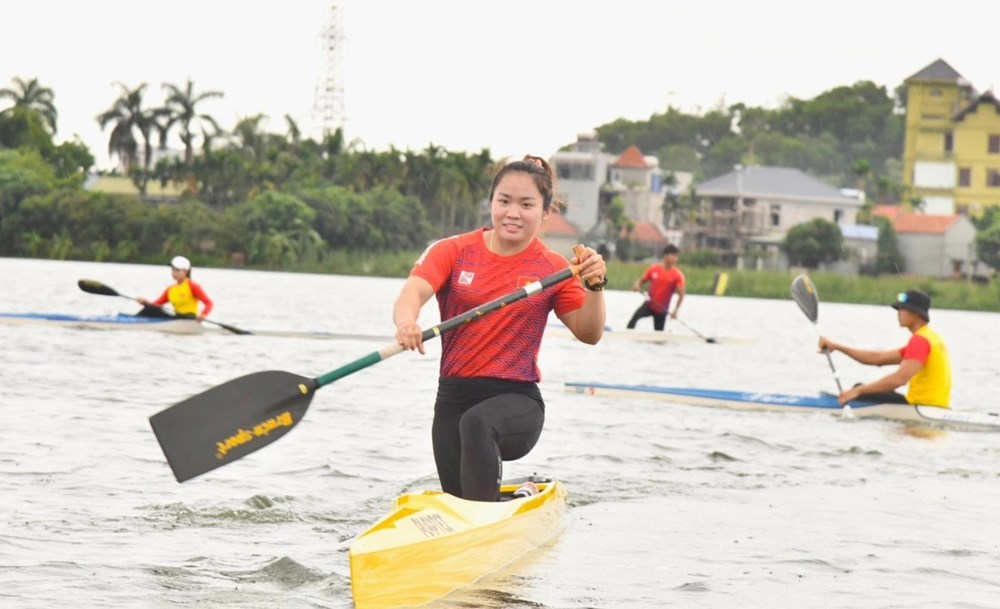 Bộ đôi đua thuyền đem về HCV đầu tiên cho Đoàn Thể thao Việt Nam - ảnh 2