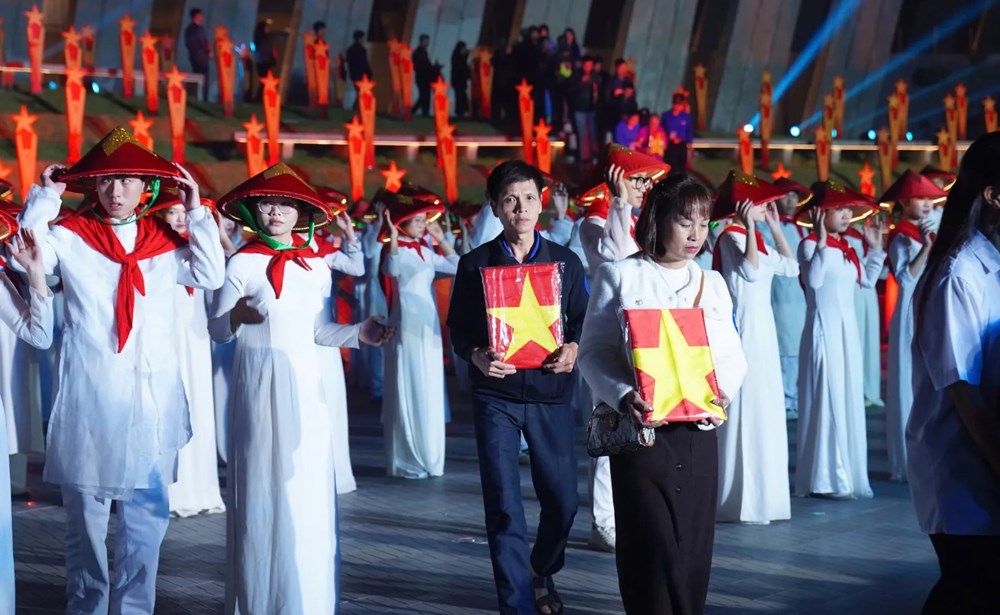 Lời tri ân của thế hệ trẻ - ảnh 4