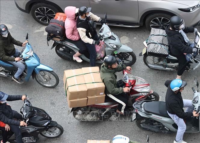 Về lại thành phố sớm để ngày nghỉ cuối nhẹ nhàng hơn - ảnh 1