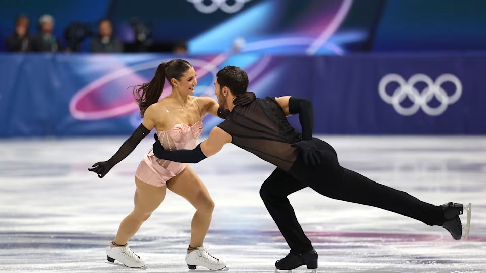 Môn trượt băng nghệ thuật Olympic mùa Đông 2026 vướng nghi vấn dàn xếp kết quả - ảnh 1