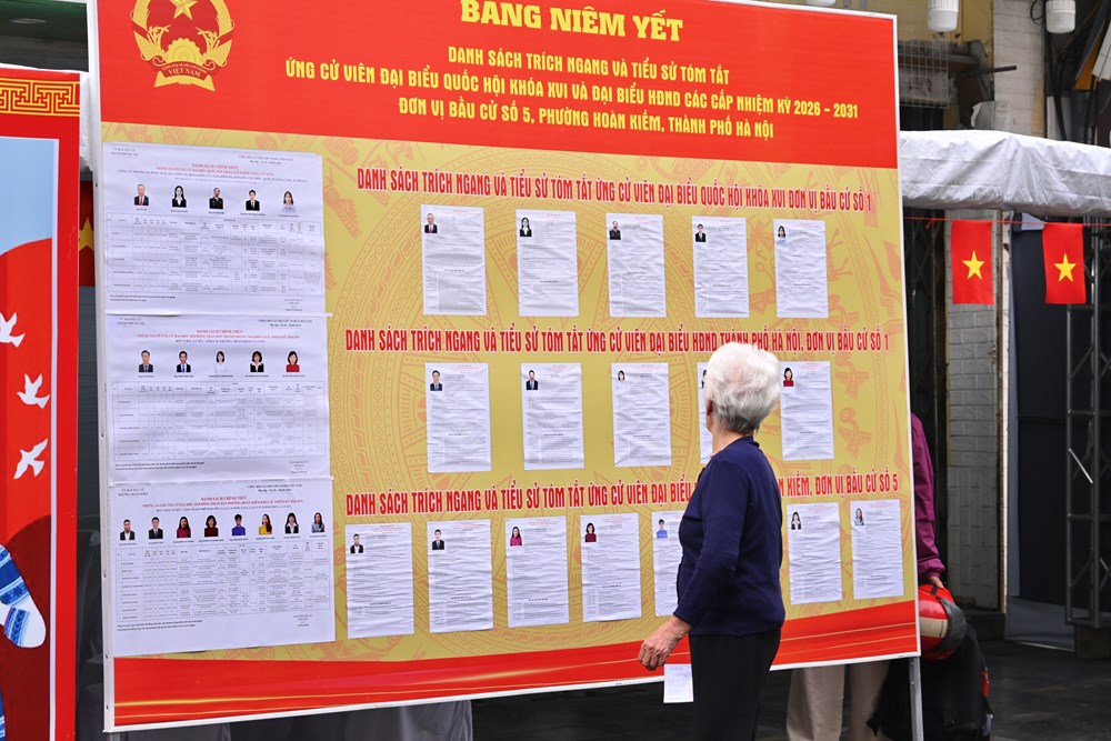 Cử tri Hà Nội đi bầu cử tại các “địa chỉ đỏ” - ảnh 2