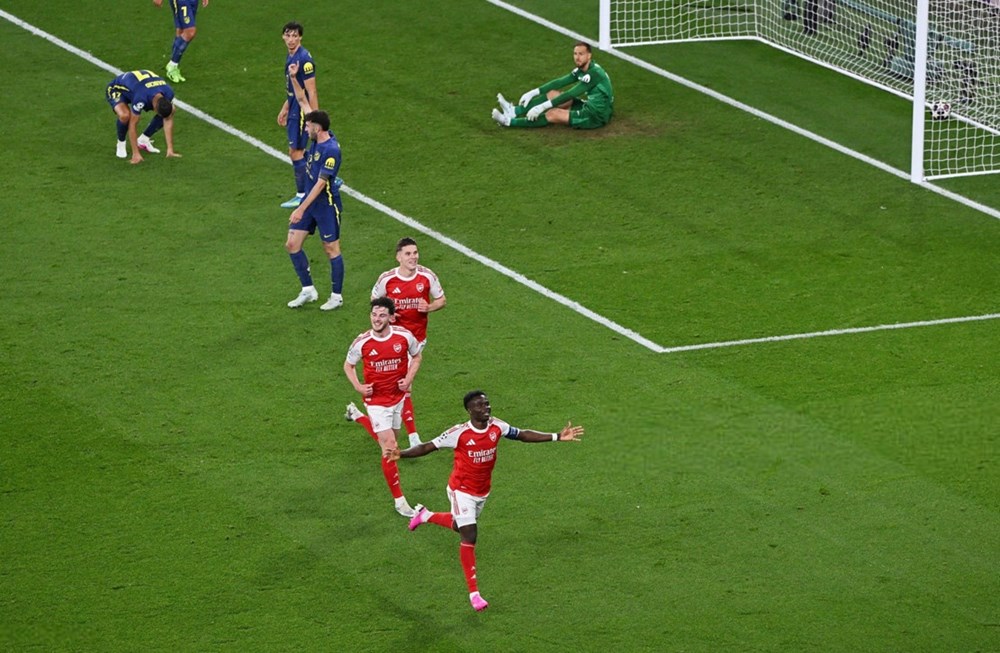 Khi bản lĩnh lấn lướt sự hào nhoáng tại Champions League - ảnh 1