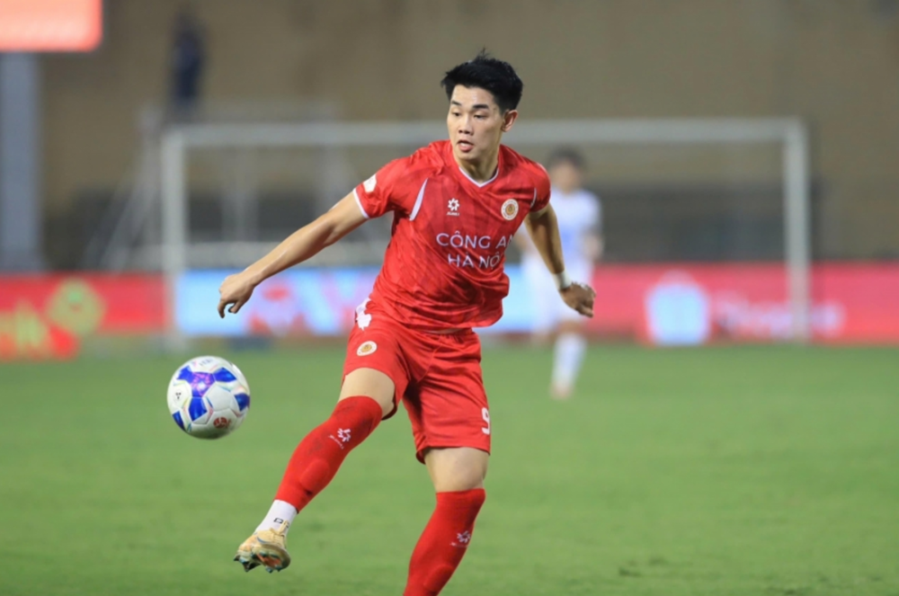 Đình Bắc ghi bàn 6 trận liên tiếp, sẵn sàng lập kỉ lục V.League - ảnh 2