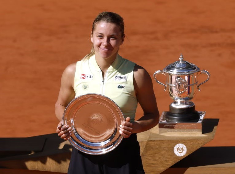 Mirra Andreeva lên ngôi vô địch Roland Garros 2026 ở tuổi 19 - ảnh 2