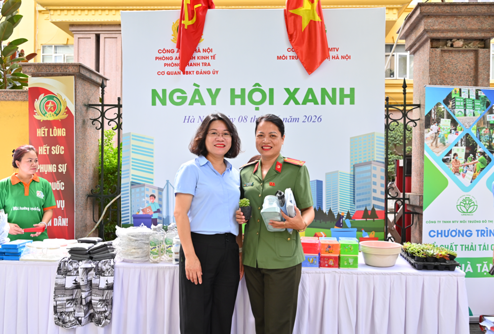 Sôi nổi “Ngày hội xanh” đổi rác lấy quà - ảnh 5