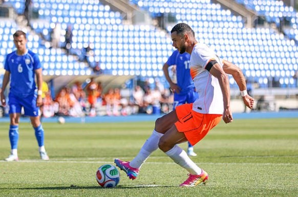 Hà Lan hạ gục Uzbekistan trước thềm World Cup - ảnh 2