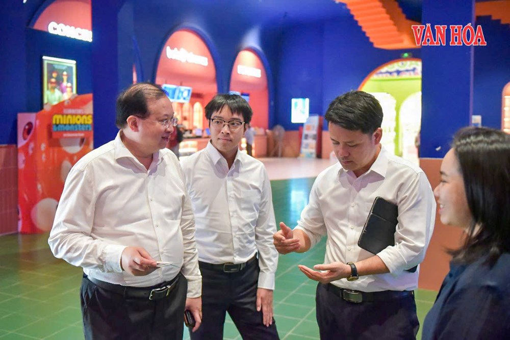 Lãnh đạo Bộ VHTTDL khảo sát các rạp chiếu trong Tuần phim dịp Kỷ niệm 79 năm Ngày Thương binh - Liệt sĩ - ảnh 7