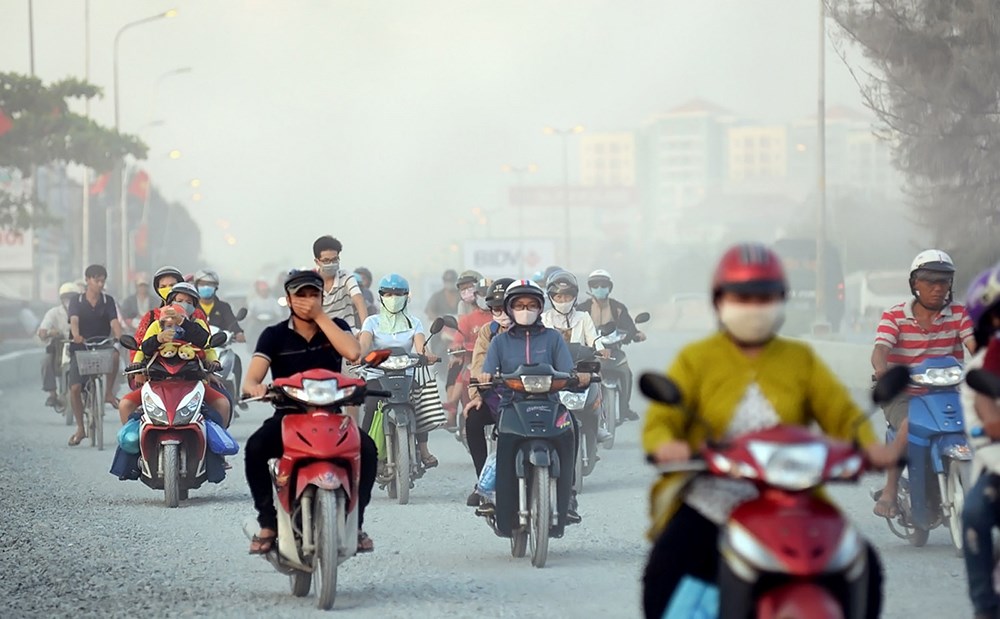 Hà Nội lên phương án hỗ trợ người thu nhập thấp đổi xe máy không đạt chuẩn khí thải - ảnh 1