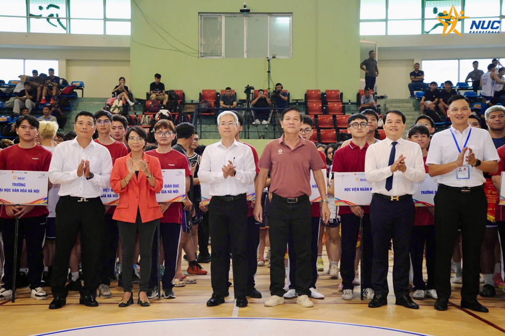 Khởi tranh vòng loại bóng rổ Đại hội Thể thao sinh viên toàn quốc - ảnh 4