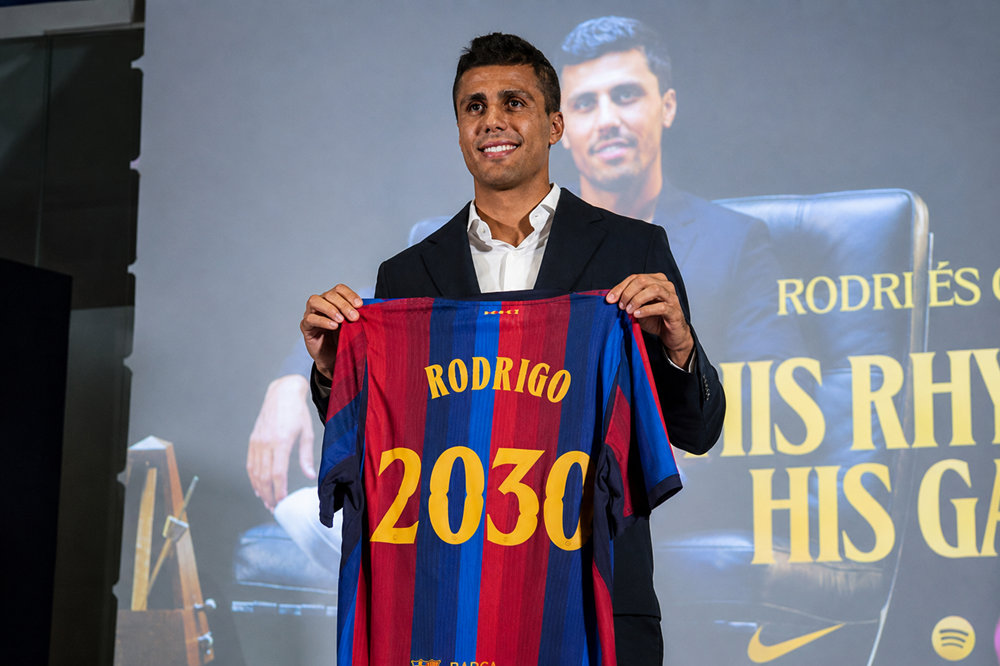 Barcelona chính thức chiêu mộ thành công Rodri - ảnh 1