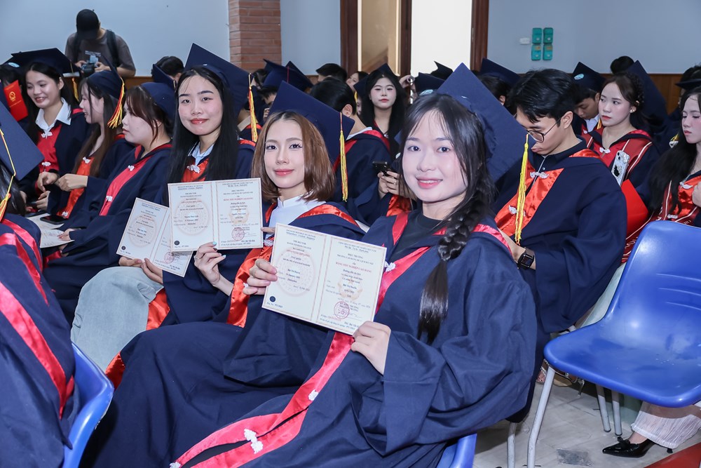 Trường Cao đẳng Du lịch Hà Nội trao bằng tốt nghiệp năm 2026 cho 902 tân cử nhân  - ảnh 5