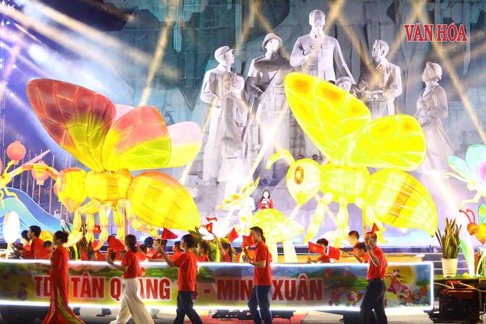 Khai mạc “Đêm hội Thành Tuyên năm 2026”: Lung linh sắc màu trăng rằm xứ Tuyên - ảnh 10