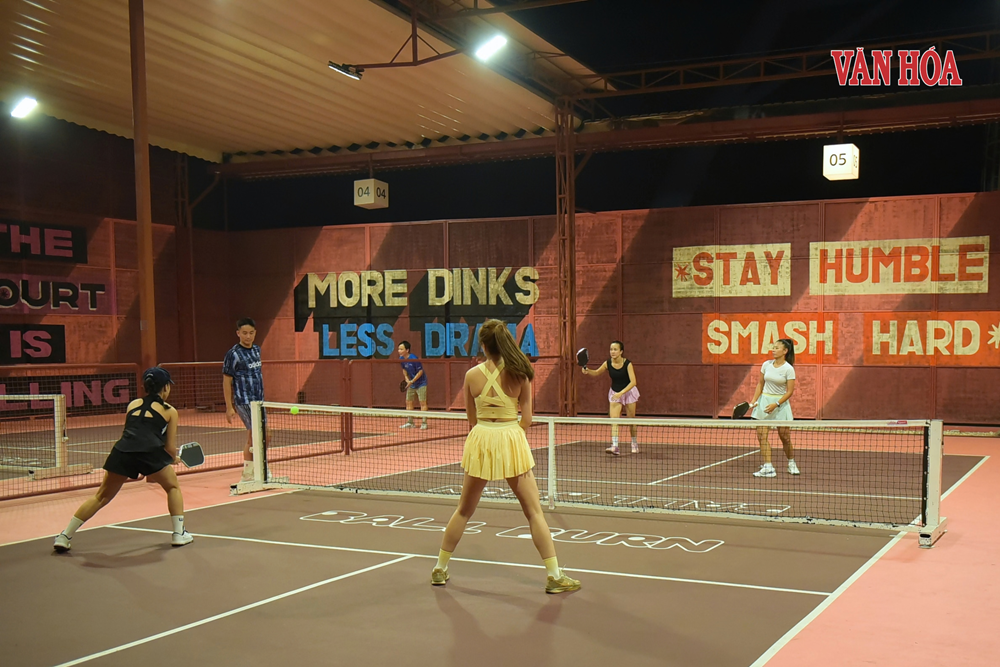 Các nghệ sĩ tích cực tập luyện, sẵn sàng tranh tài tại Giải Pickleball Báo Văn Hóa năm 2026 - ảnh 1