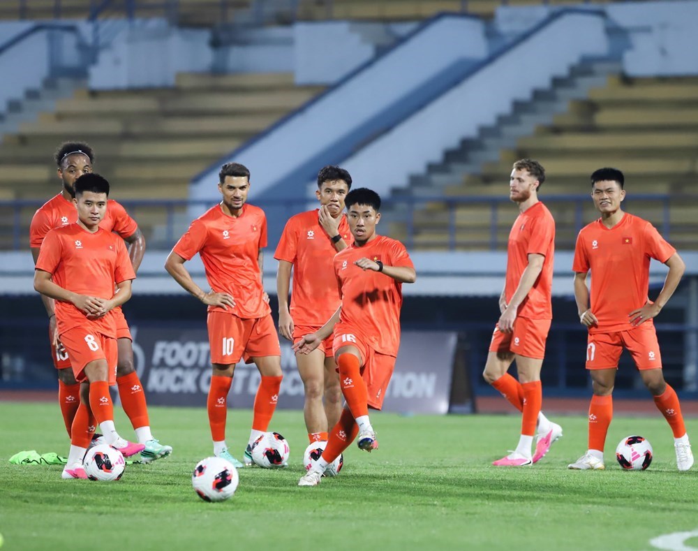 Việt Nam có bản quyền FIFA ASEAN Cup 2026 ngay sát giờ bóng lăn - ảnh 1