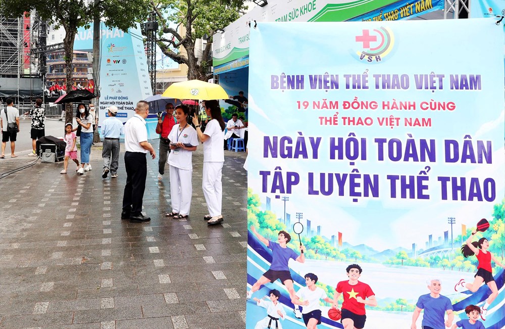 Kiểm tra sức khỏe, hướng dẫn phương pháp tập luyện: Điểm nhấn thiết thực tại Lễ phát động Phong trào toàn dân tập luyện thể thao - ảnh 3