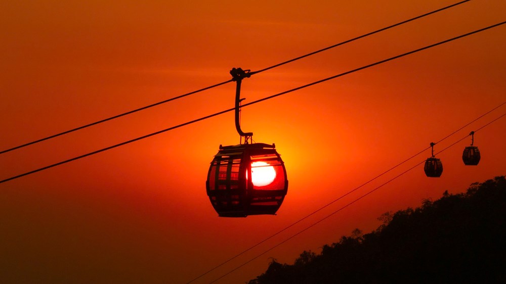 Sốt rần rần khoảnh khắc hoàng hôn đẹp siêu thực tại núi Bà Đen - ảnh 3