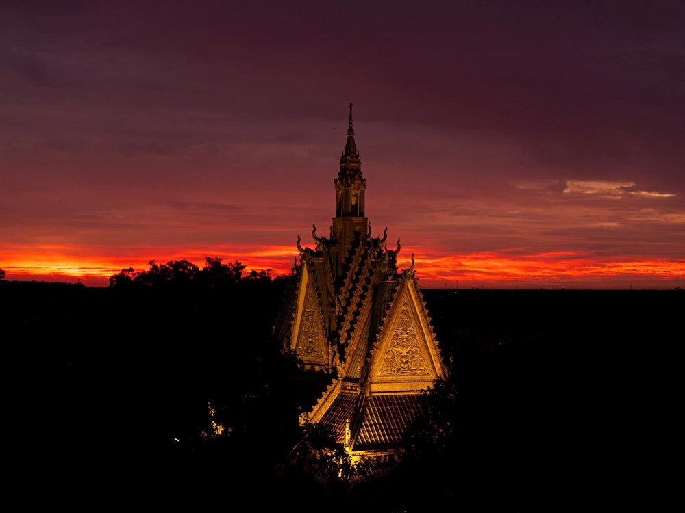 Sốt rần rần khoảnh khắc hoàng hôn đẹp siêu thực tại núi Bà Đen - ảnh 9