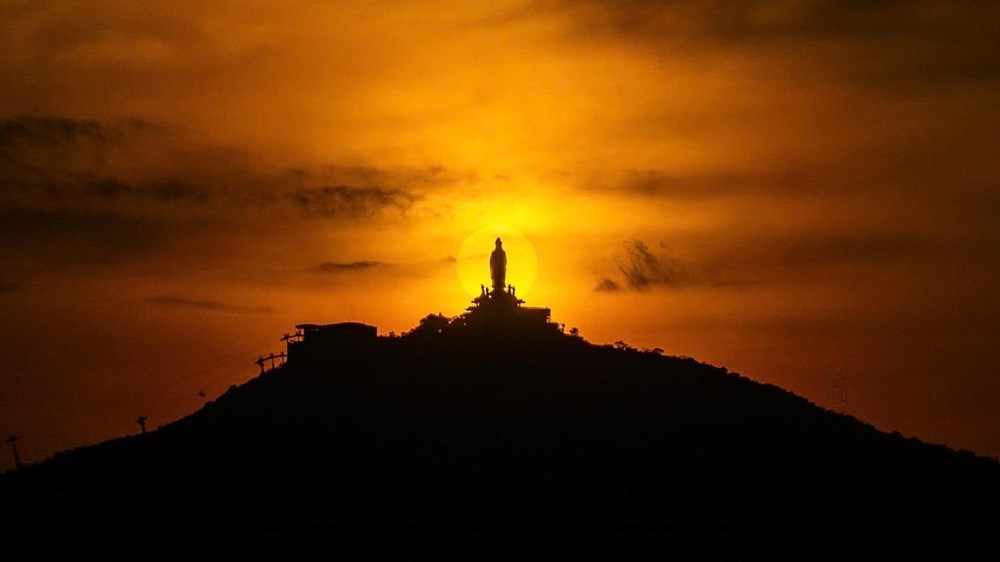 Sốt rần rần khoảnh khắc hoàng hôn đẹp siêu thực tại núi Bà Đen - ảnh 4