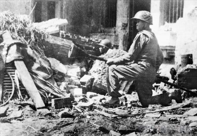 Chủ tịch Hồ Chí Minh ra Lời kêu gọi Toàn quốc kháng chiến - ảnh 1