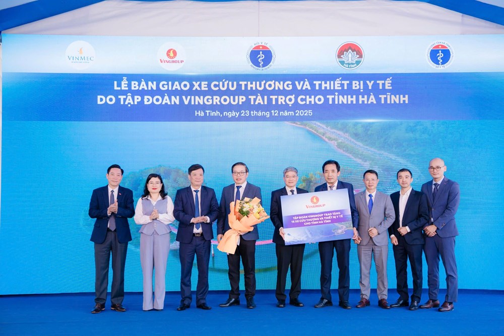 Vingroup hỗ trợ Hà Tĩnh chuẩn hóa cấp cứu ngoại viện từ phương tiện đến con người - ảnh 1