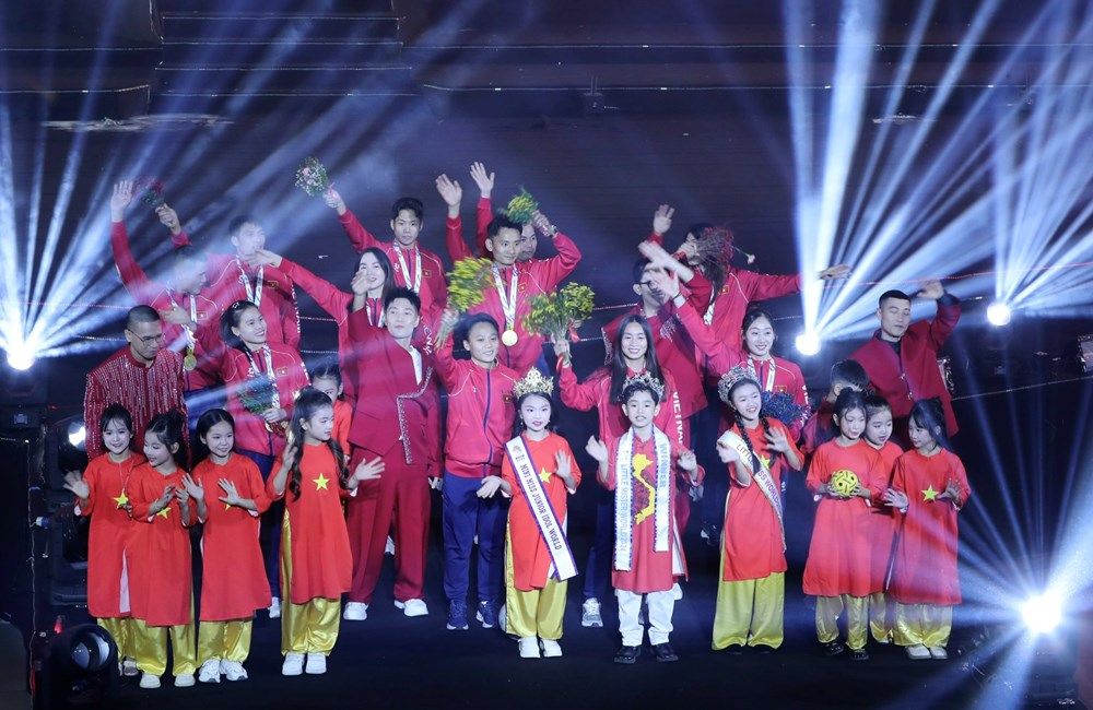 Thi đua yêu nước - Bản hòa ca của khát vọng và cống hiến - ảnh 17