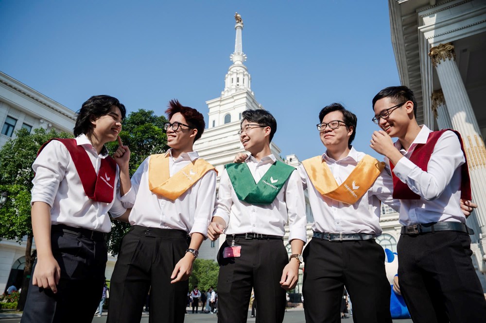 VinUni tăng tốc thu hút nhân tài - chuyển dịch lên mô hình đại học nghiên cứu - ảnh 1