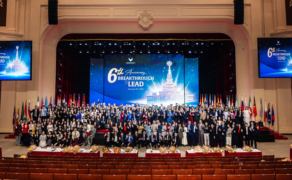 VinUni tăng tốc thu hút nhân tài - chuyển dịch lên mô hình đại học nghiên cứu - ảnh 3