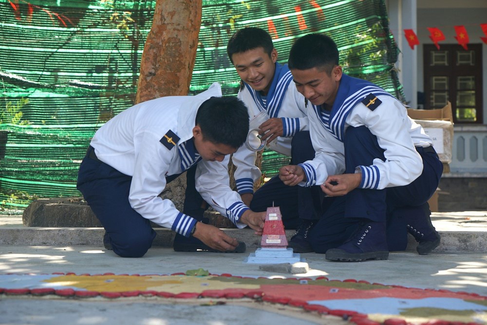 [Ảnh] Quân và dân Trường Sa hướng về Đại hội đại biểu toàn quốc lần thứ XIV của Đảng - ảnh 10