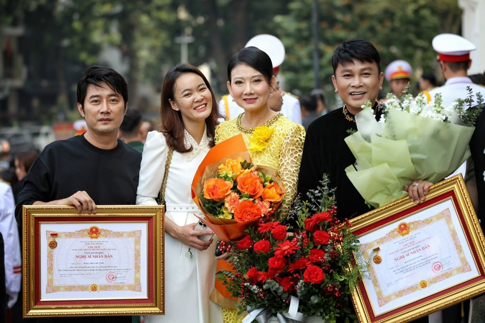 Đợt phong tặng Nghệ sĩ Nhân dân, Nghệ sĩ Ưu tú đầu tiên - ảnh 1