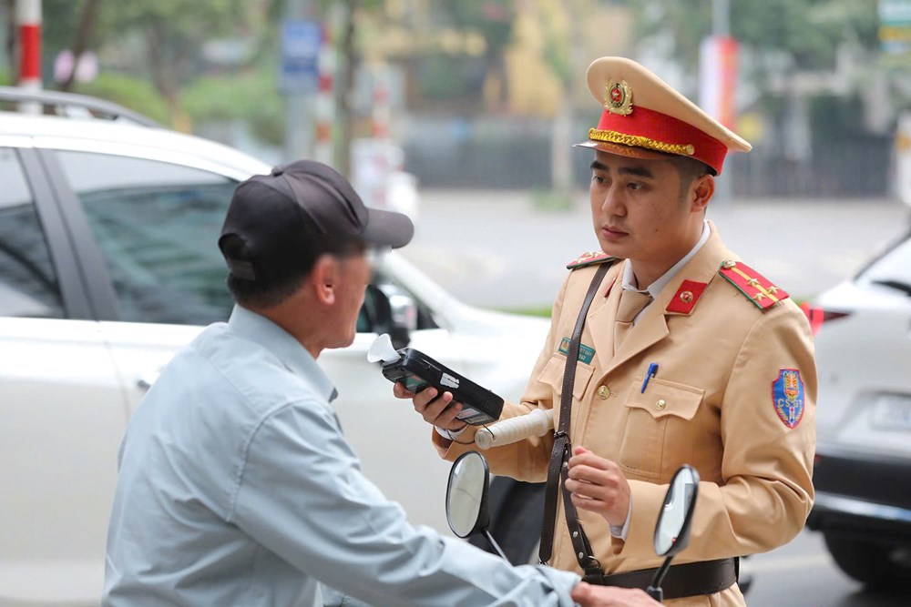 Hàng nghìn tài xế vi phạm nồng độ cồn trong 2 ngày đầu năm - ảnh 1