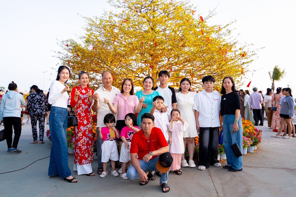 Check-in kín mạng xã hội, dòng người đổ về Cần Giờ đón đầu giá trị siêu đô thị ESG++ - ảnh 2