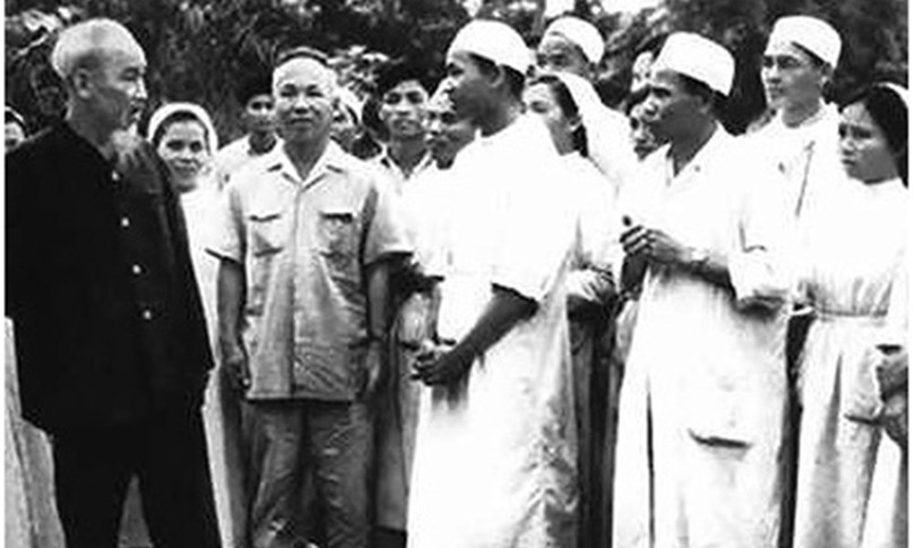 “Lương y như từ mẫu” - ngọn đèn y đức soi sáng hành trình người thầy thuốc - ảnh 1