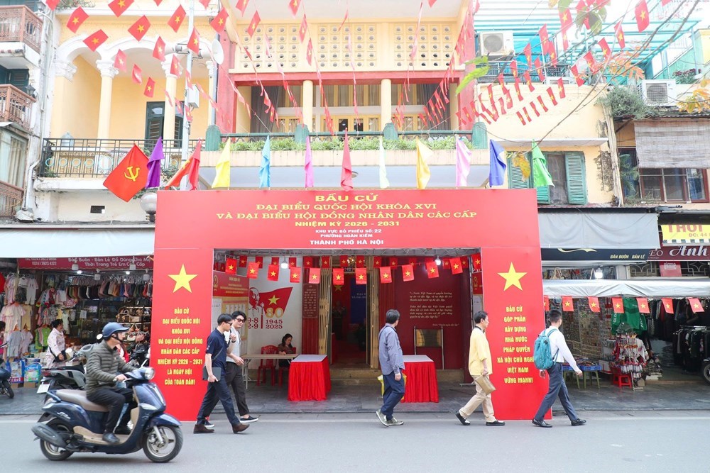 Đang đi du lịch ngày bầu cử, cử tri có được bỏ phiếu tại nơi lưu trú? - ảnh 1