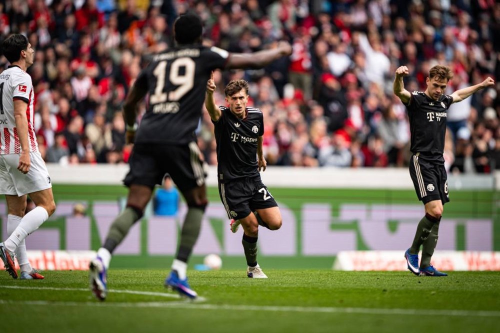 Man City vùi dập Liverpool, đêm bóng đá châu Âu nhiều biến động - ảnh 1