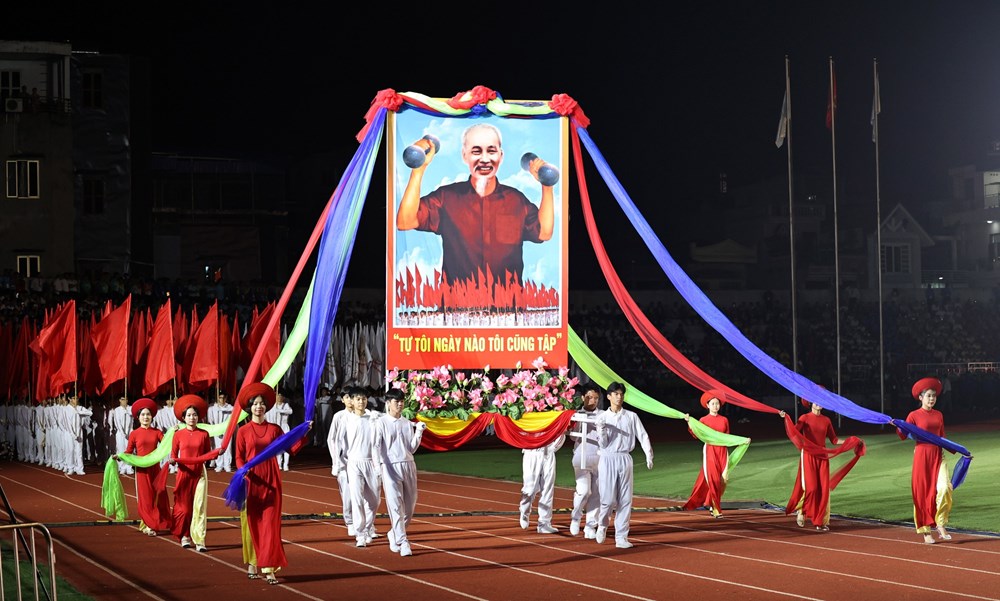 Bác Hồ kêu gọi toàn dân rèn luyện thân thể - ảnh 1