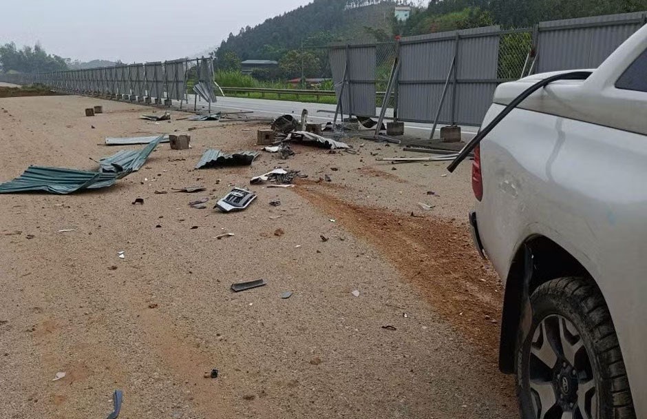 Nổ lốp, mất lái: Thiếu tá công an tử vong trên cao tốc Nội Bài - Lào Cai - ảnh 1