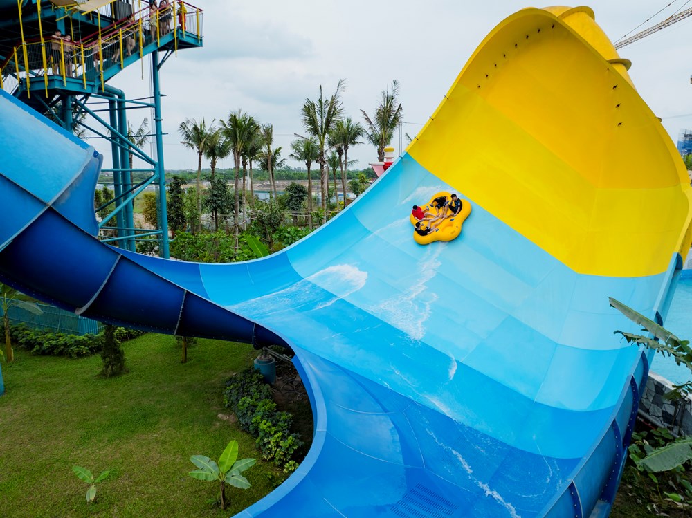 Khách Hà Nội tấp nập đến Sun World Ha Nam dịp Giỗ Tổ, báo hiệu sức hút dịp 30.4 - 1.5  - ảnh 8