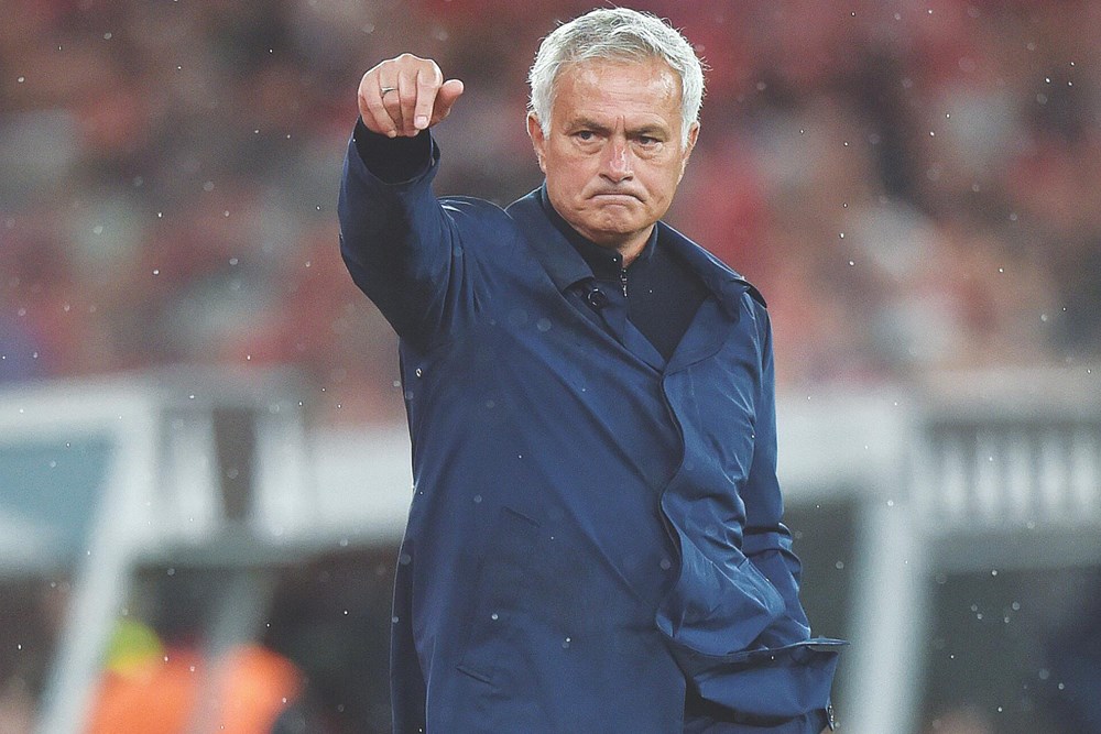 Real Madrid tiến gần việc t&aacute;i bổ nhiệm Mourinho