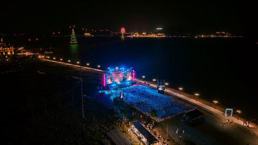 “Symphony of the Pearl Bay” vẽ bức tranh về chuẩn sống trong mơ bên vịnh biển đẹp bậc nhất hành tinh - ảnh 1