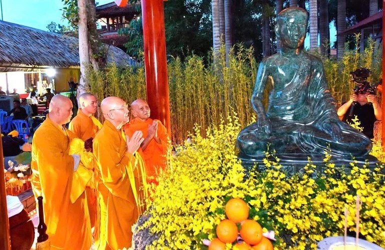 Khánh thành Đền thờ tôn tượng Phật hoàng Trần Nhân Tông tại Cần Thơ - ảnh 1