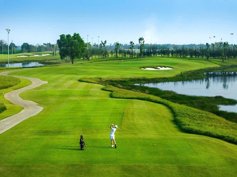 Giới thành đạt chọn Vinhomes Sài Gòn Park để tận hưởng đặc quyền sân golf 36 hố ngay ngưỡng cửa - ảnh 3