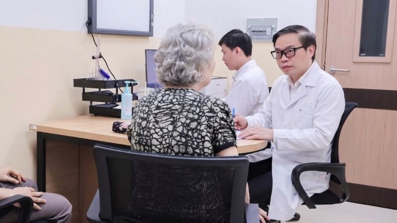 Khám sức khỏe chuyên sâu miễn phí với 24 chuyên gia đầu ngành của Vinmec tại Khánh Hòa - ảnh 2