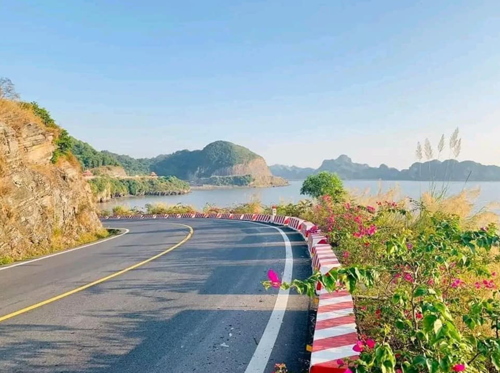 Hoàn thiện đường ven biển, mở rộng kết nối du lịch biển - ảnh 1