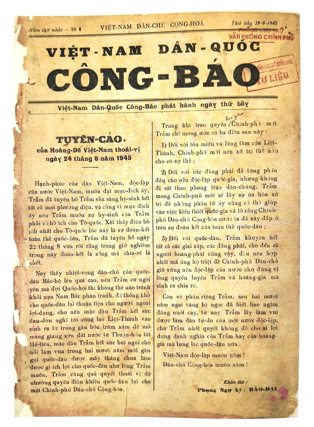 Hoàng đế cuối cùng của Việt Nam ra Tuyên cáo thoái vị (1945) - ảnh 1
